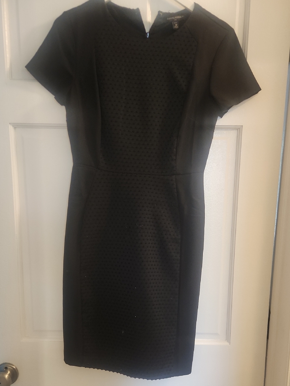 Banana Republic Classic Black Short-Sleeve Sheath Dress
